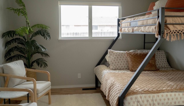Spacious 2 Bedroom in Kennewick