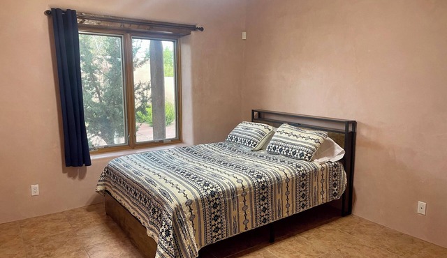 Spacious 3-bedroom house in quiet, gated Santa Fe neighborhood