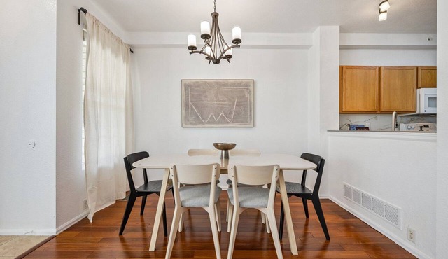 Spacious 3BR Home w/Garage - Easy DIA Access