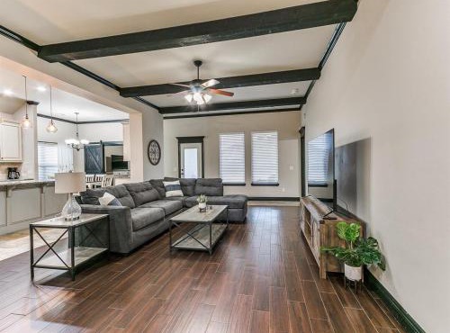 Spacious Deer Creek Home with Study and Yard