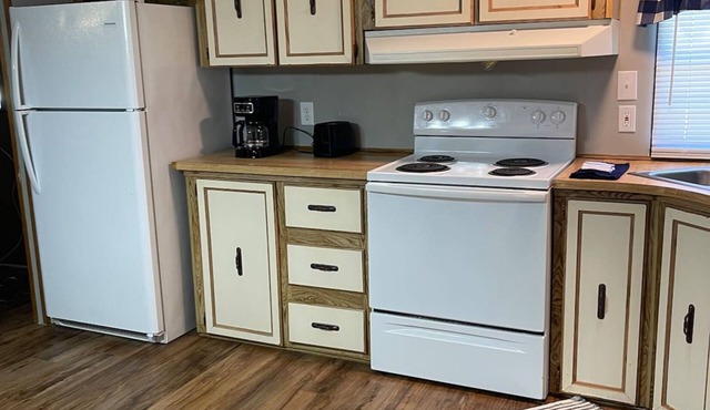 Spacious home located minutes from spillway at sardis lake