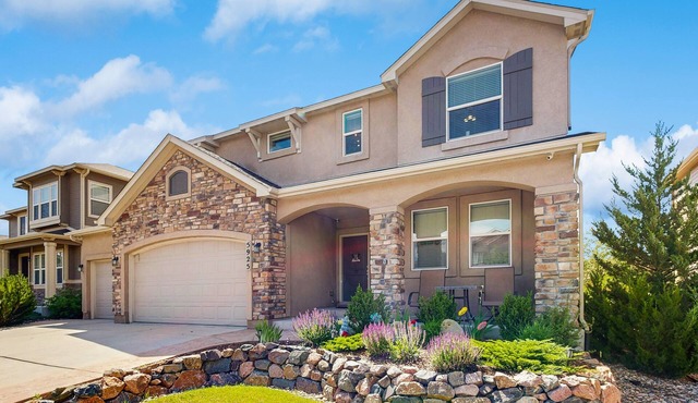 Spacious home with fenced in yard and dog friendly, fire pit and foosball table
