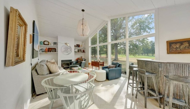 Sprawling MCM Ranch | Modern Comfort in Savoy
