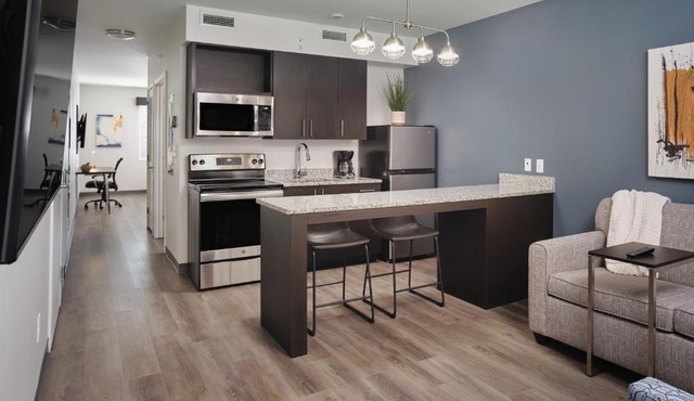 stayAPT Suites San Antonio-Lackland