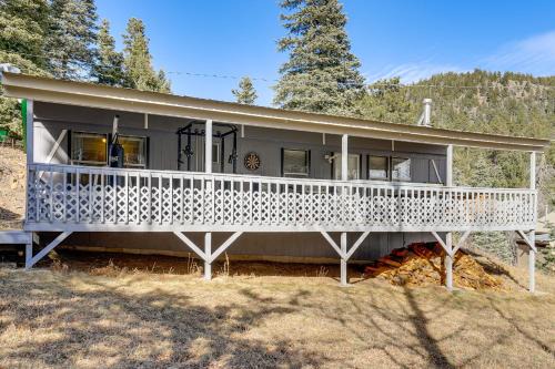Steps to Lake Isabel & Trails! Mtn-View Hideaway