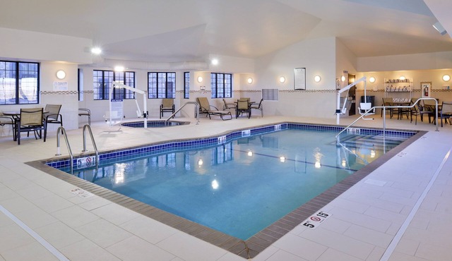 Studio Suite | Free Breakfast + Pool & Hot Tub + Near Mayo Clinic!