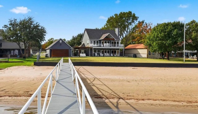 Sunshine Beach at PK - Private Beach + Dock - 6BR Lakefront Retreat