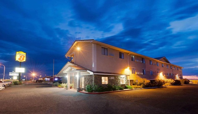 Super 8 by Wyndham Las Cruces/White Sands Area