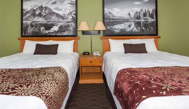 Super 8 by Wyndham Wheatland Wyoming