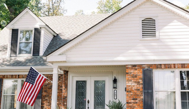 The Arlington House is a spacious home, perfect for larger families & gatherings