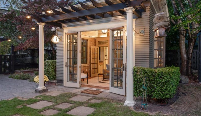 The Carriage House