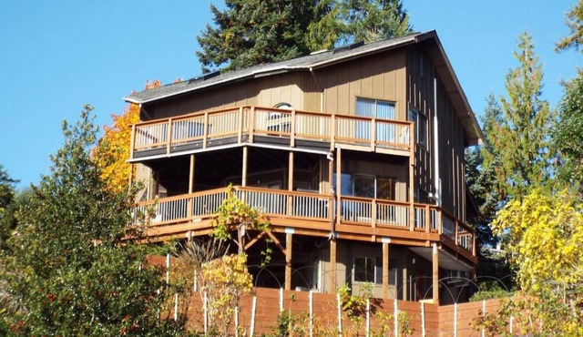 The Deckhouse at Hoodsport