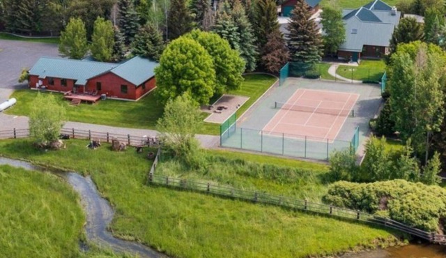 The Keeper Of The Valley-Baker City's Quality Rural Destination-4 Bdrm Sleeps14