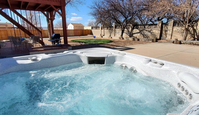 The "Rainbow" 4/bed + City Park Access