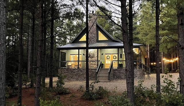The TORTOISE SHELL - Peace, Privacy & a Playset in the Hochatown Pines