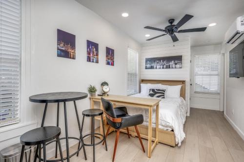 The Vanderbilt Mansion Apt 7 Near Downtown and TWU