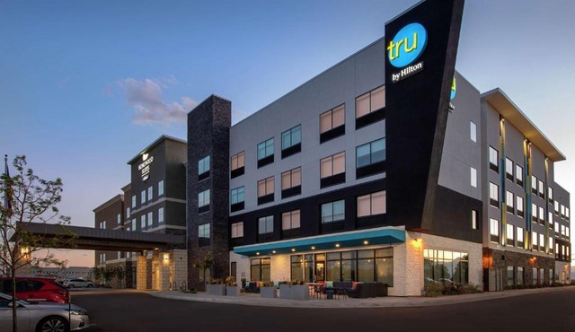 Tru By Hilton Denver Airport Tower Road