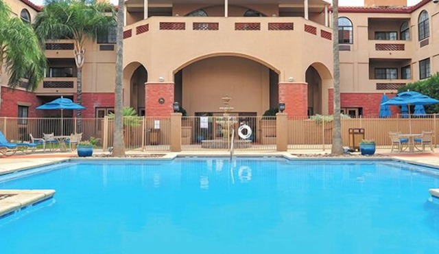 Tucson | Comfortable Desert Retreat | Pool + Hot Tub | 2BR