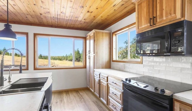 Tygh Valley Country Corporate Retreat