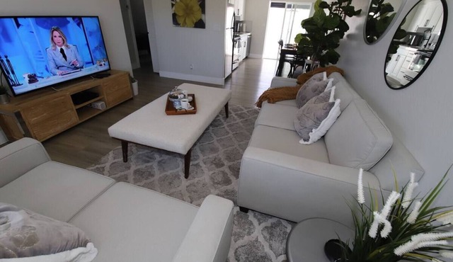 Unique 2Bdrm/1Bath ~Arcadia-Lite Condo~ Sleeps 4 in Phoenix