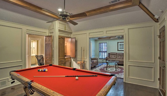 Unwind Fireside & Play Pool! Idyllic McKinney Home