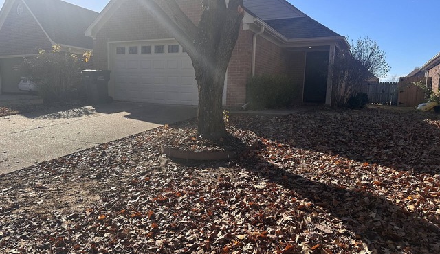 Very Convenient to Shopping and Restaurants. Easy access to Memphis and Tunica.