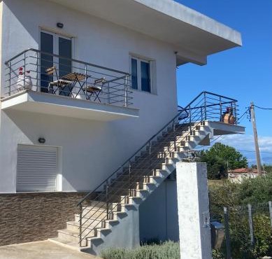 Villa Delfini in Chrani