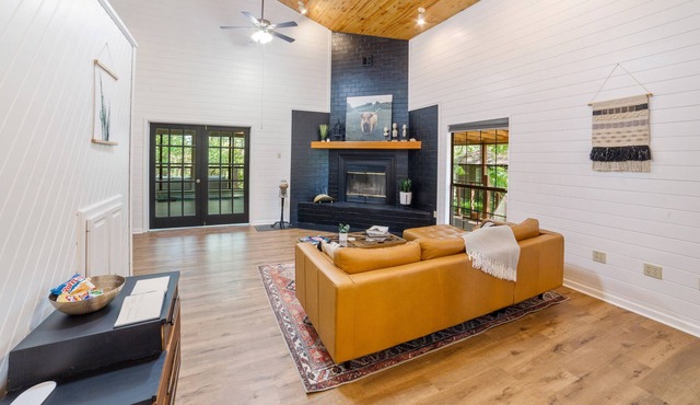 Waterfront cabin w/ private dock & 2 kayaks | Kid friendly w/ many amenities