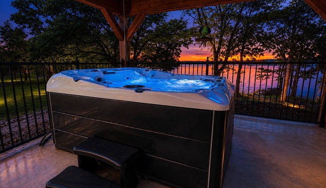 Waterfront Haven | Hot Tub Outdoor Kitchen Shared Dock