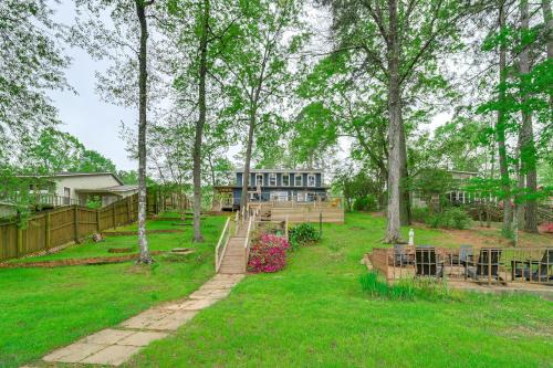 Waterfront House on Toledo Bend w/Private Dock!