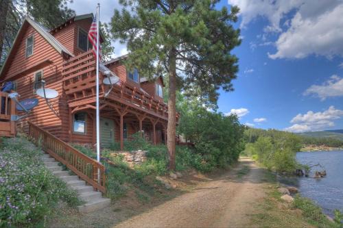 Waters Edge Cabin on Vallecito Lake in Bayfield CO