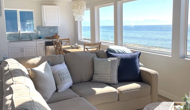 West Beach Bungalow: Whidbey Waterfront Beach House VIEWS + 5 Star Reviews