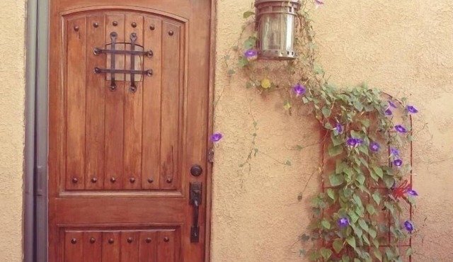 Wonderful Charming Casita, Old World look with all the modern conveniences.