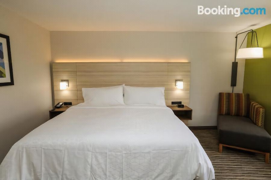 Photo of Bedroom in Hillsboro