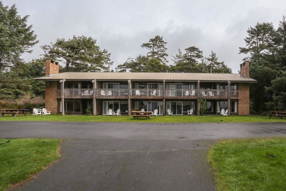 Photo of Buildings in Kalaloch