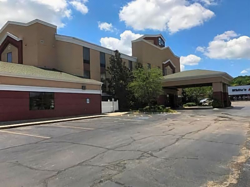 Photo of Buildings in Seminole