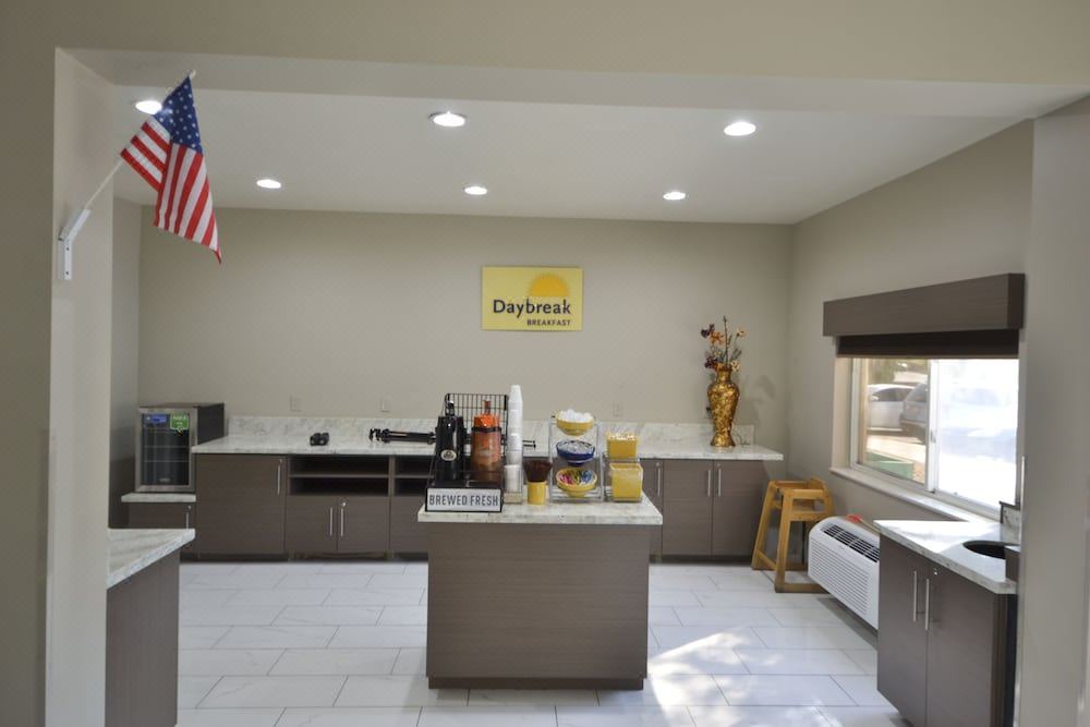 Photo of Livingroom in Victory Hills