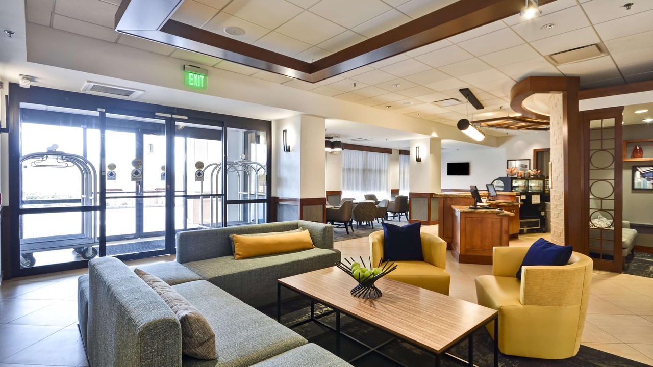 Photo of Livingroom in Overland Park