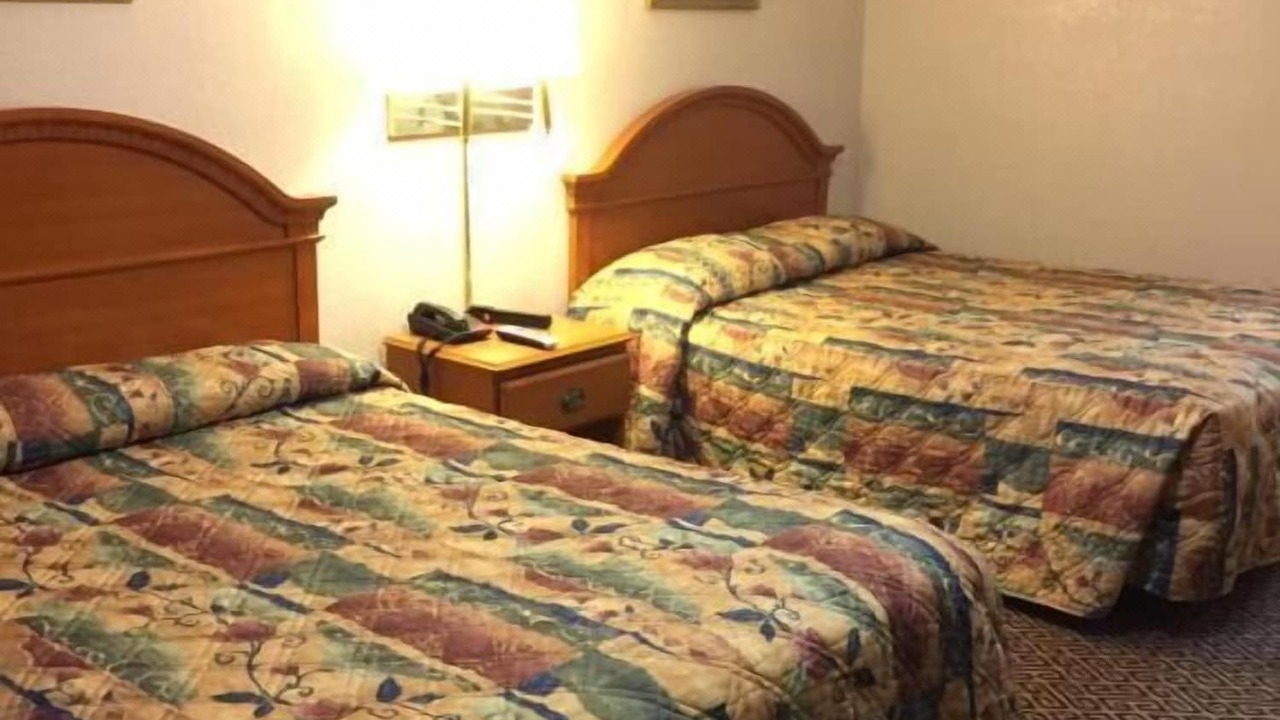 Photo of Bedroom in Eufaula