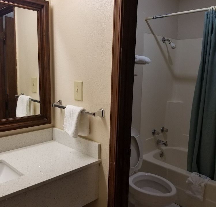 Photo of Bathroom in Eufaula