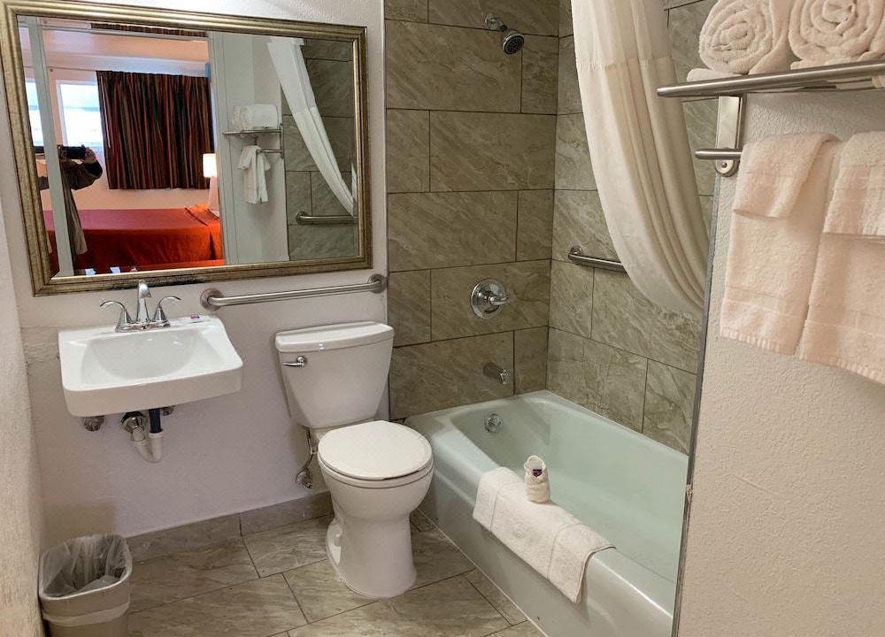 Photo of Bathroom in Highlands