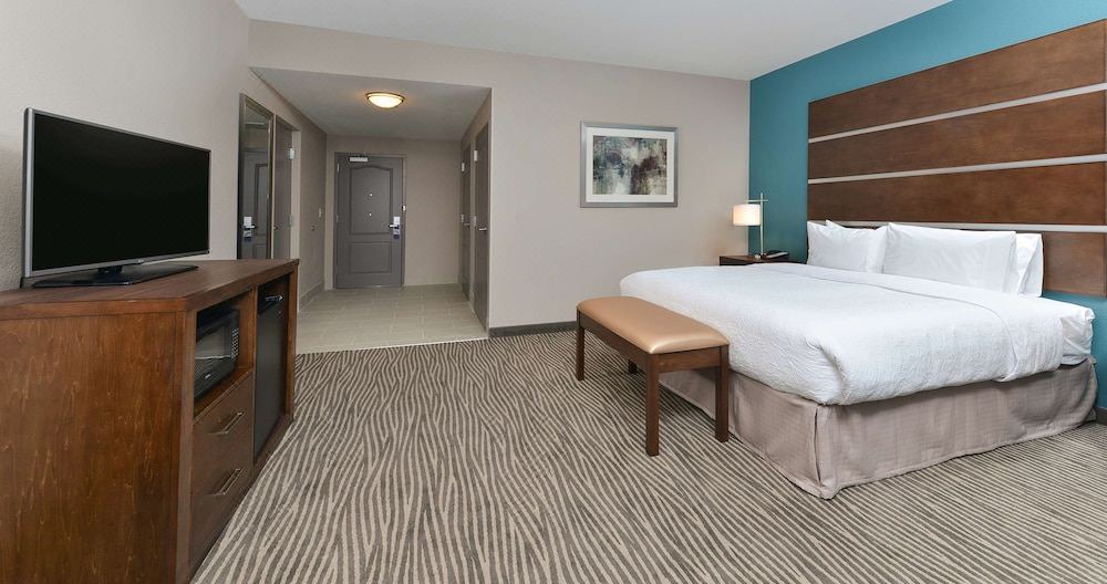 Photo of Bedroom in Court Avenue Entertainment District