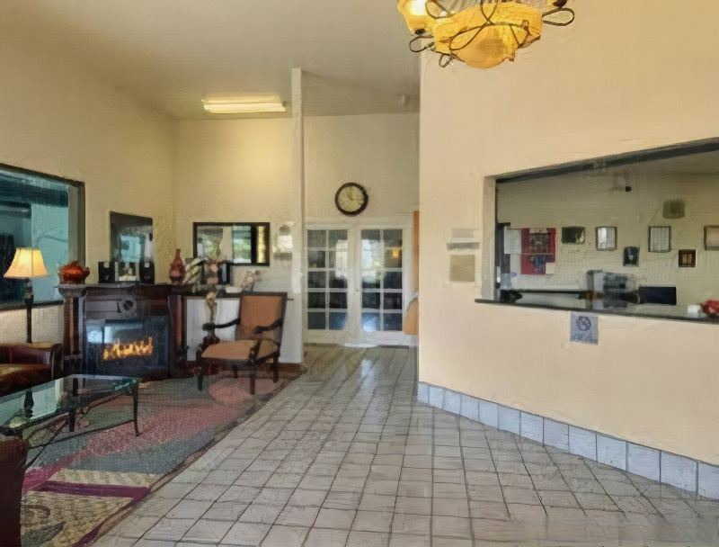 Photo of Livingroom in Moses Lake