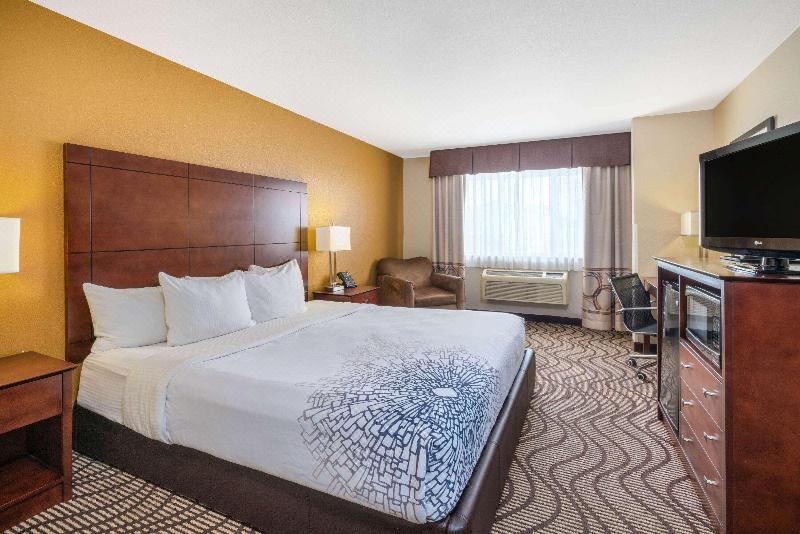 Photo of Bedroom in Castle Rock