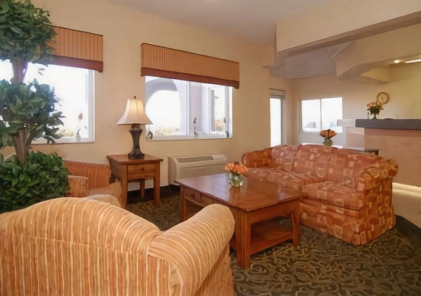 Photo of Livingroom in Northeast Heights