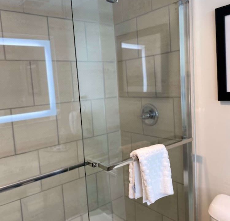 Photo of Bathroom in Montbello
