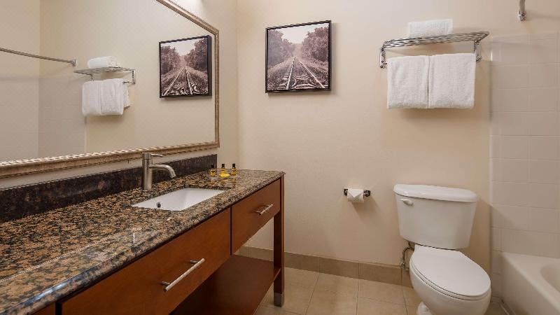 Photo of Bathroom in Wa Keeney