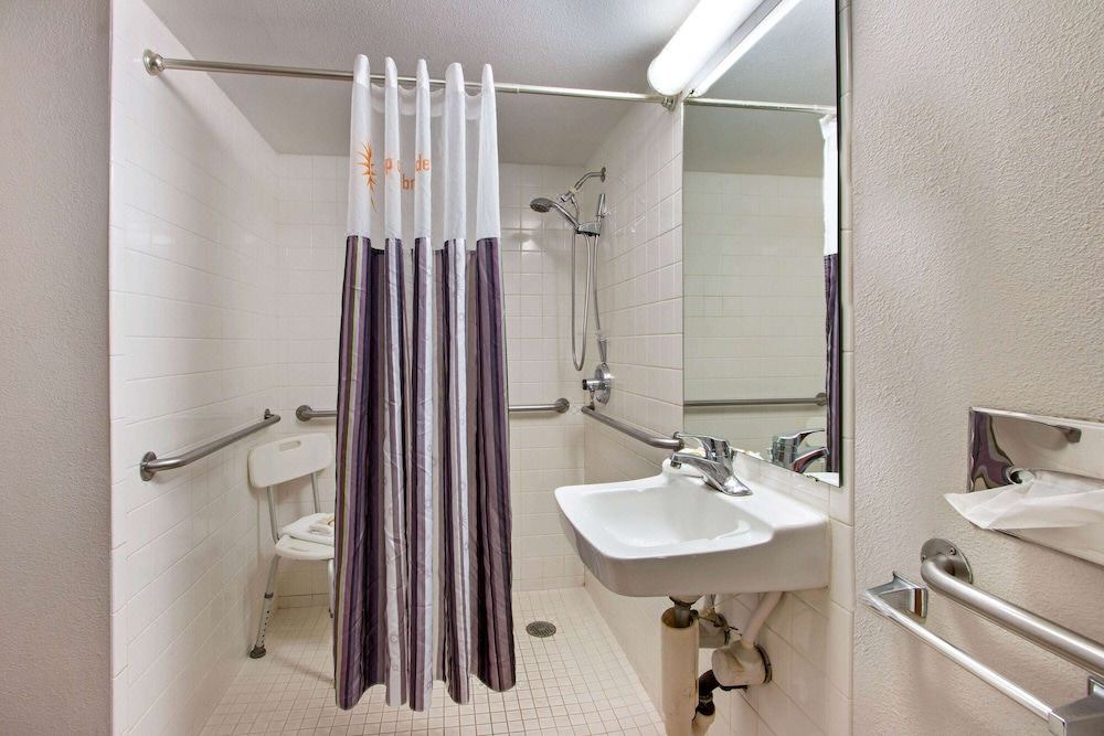 Photo of Bathroom in Albuquerque