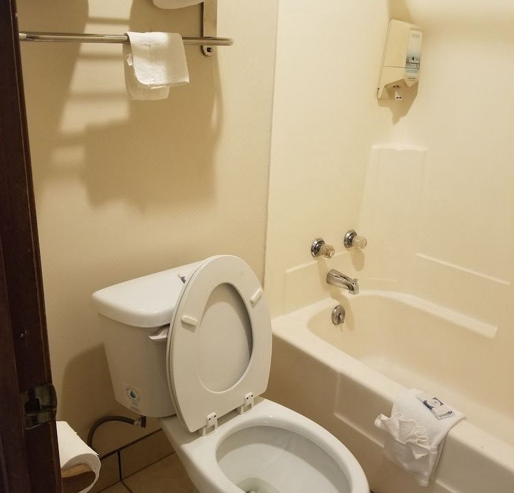 Photo of Bathroom in Eufaula