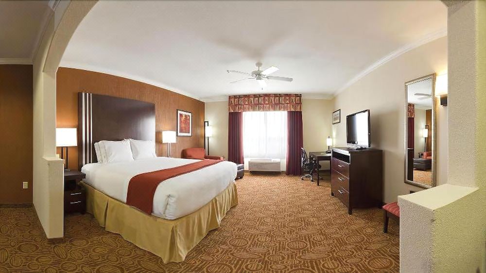 Photo of Bedroom in Barker